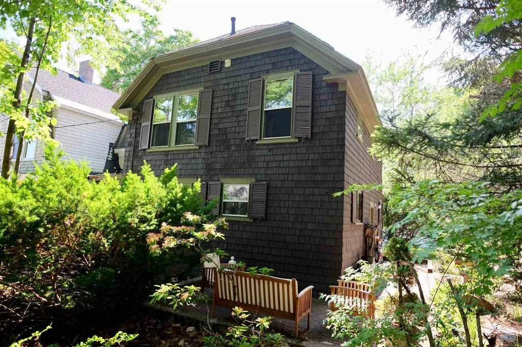 6 Kent Street Concord NH 03301