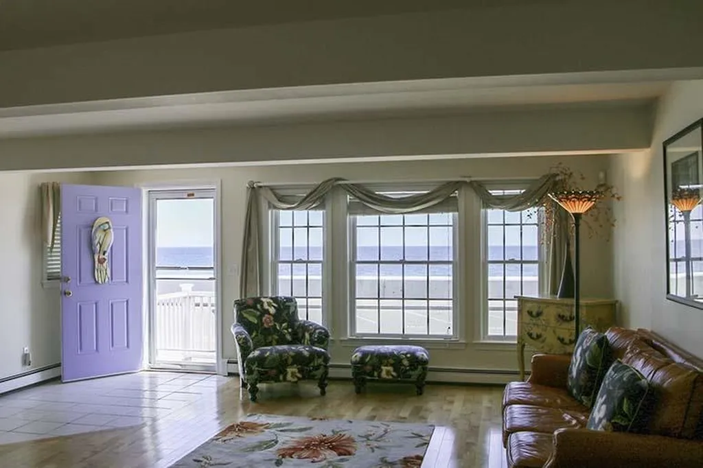 883 Ocean Boulevard Hampton NH 03842