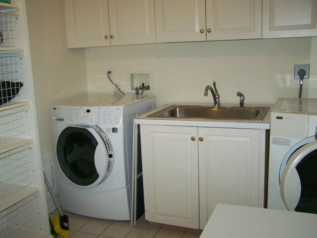883 Ocean Boulevard Hampton NH 03842