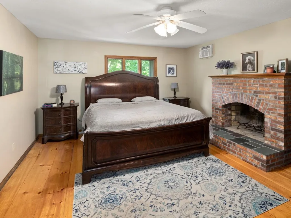 143 Rollin Irish Road Milton VT 05468