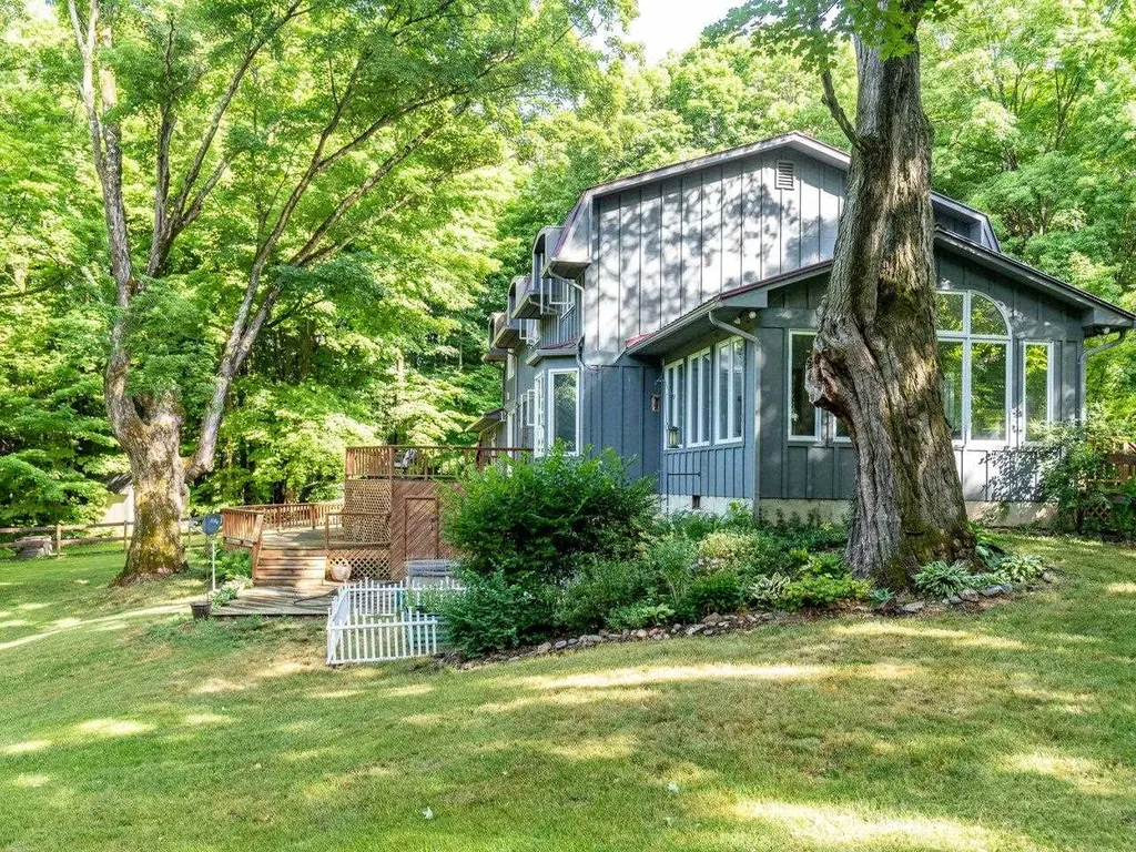 143 Rollin Irish Road Milton VT 05468