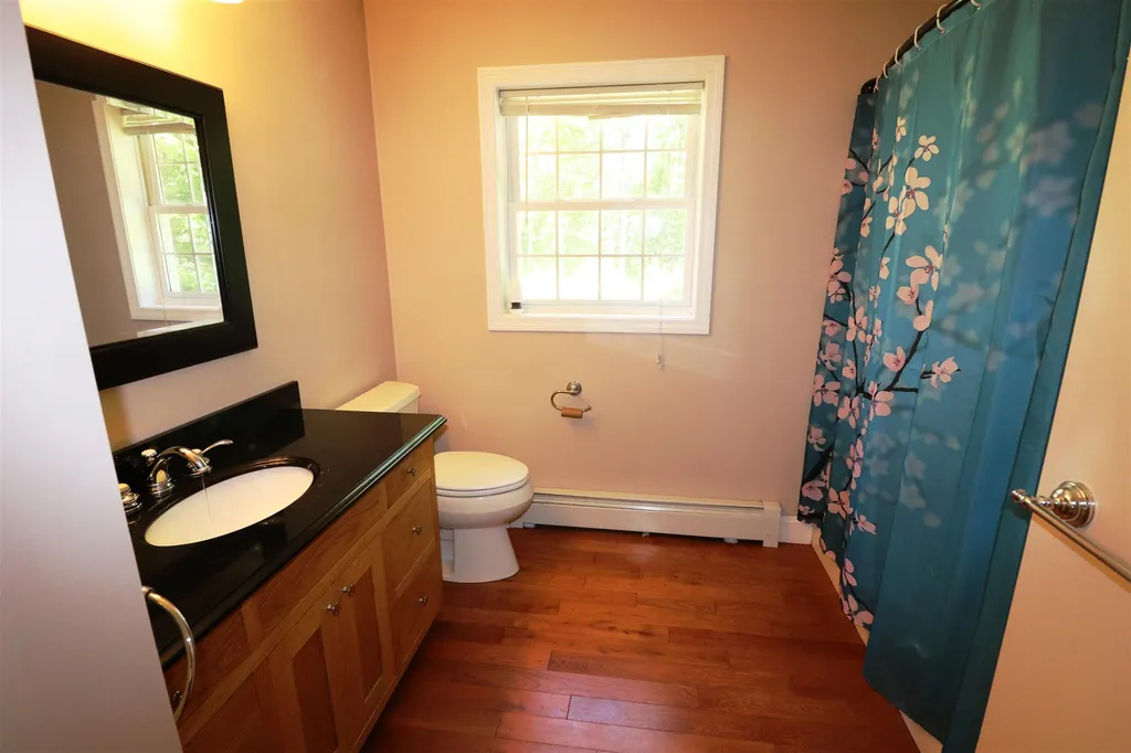 9 Bird Runner Road New Hampton NH 03256