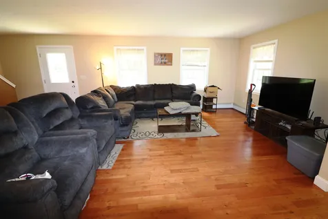 9 Bird Runner Road New Hampton NH 03256