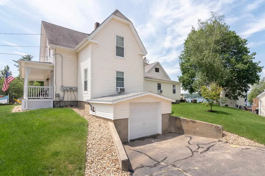 144 Lake Street Laconia NH 03246