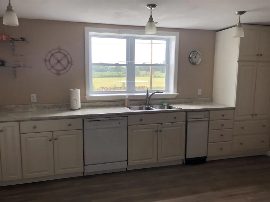 2532 Route 100 Westfield VT 05874