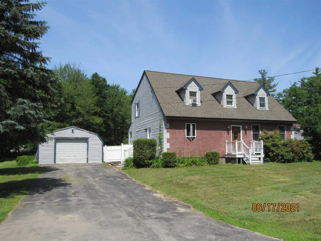 34 Scobie Pond Road Derry NH 03038