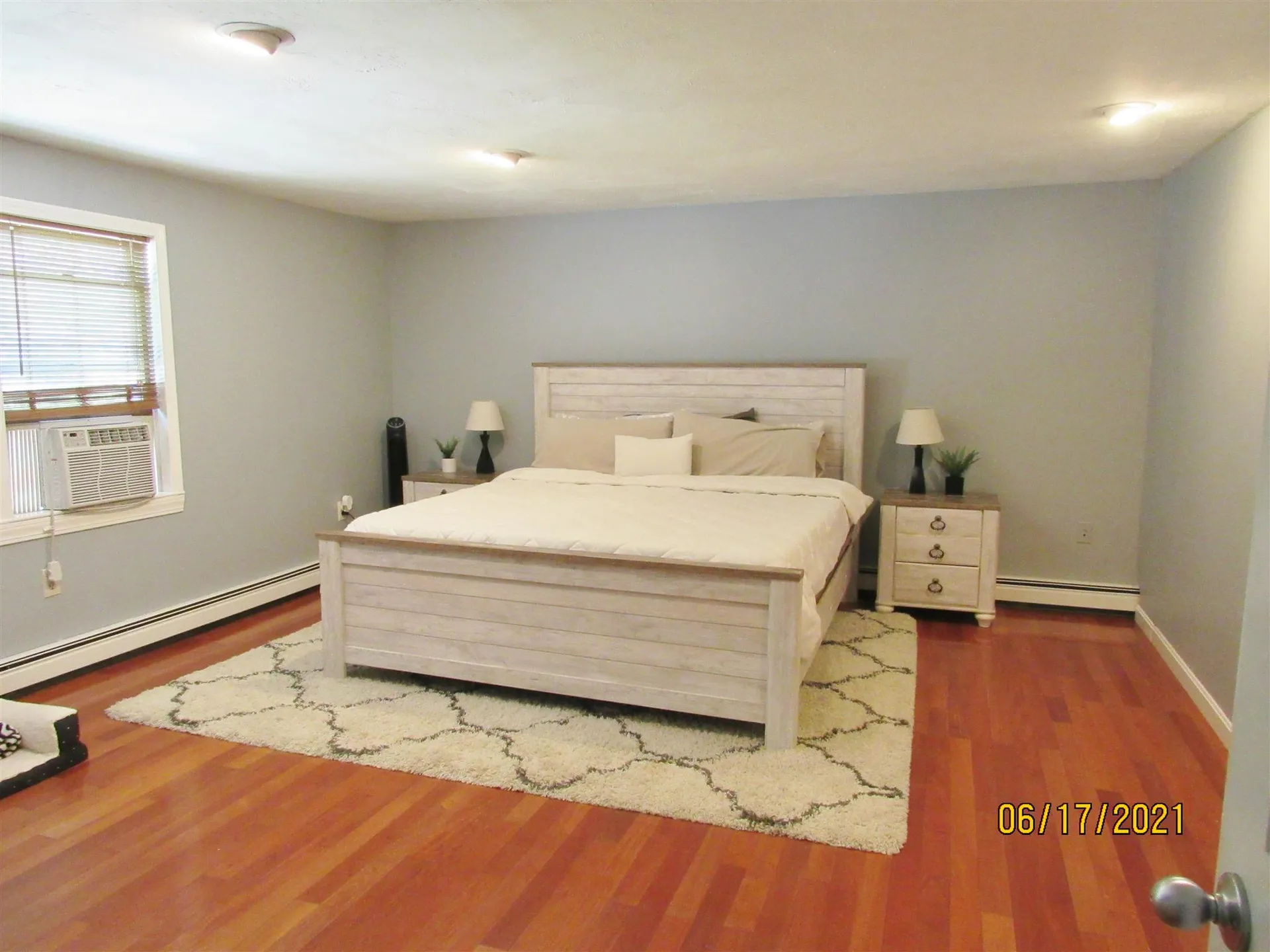 34 Scobie Pond Road Derry NH 03038