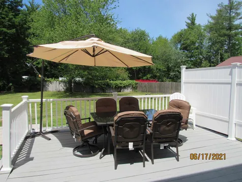 34 Scobie Pond Road Derry NH 03038