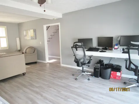 34 Scobie Pond Road Derry NH 03038