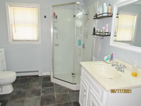 34 Scobie Pond Road Derry NH 03038