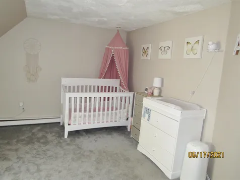 34 Scobie Pond Road Derry NH 03038