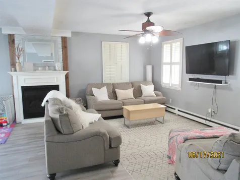 34 Scobie Pond Road Derry NH 03038
