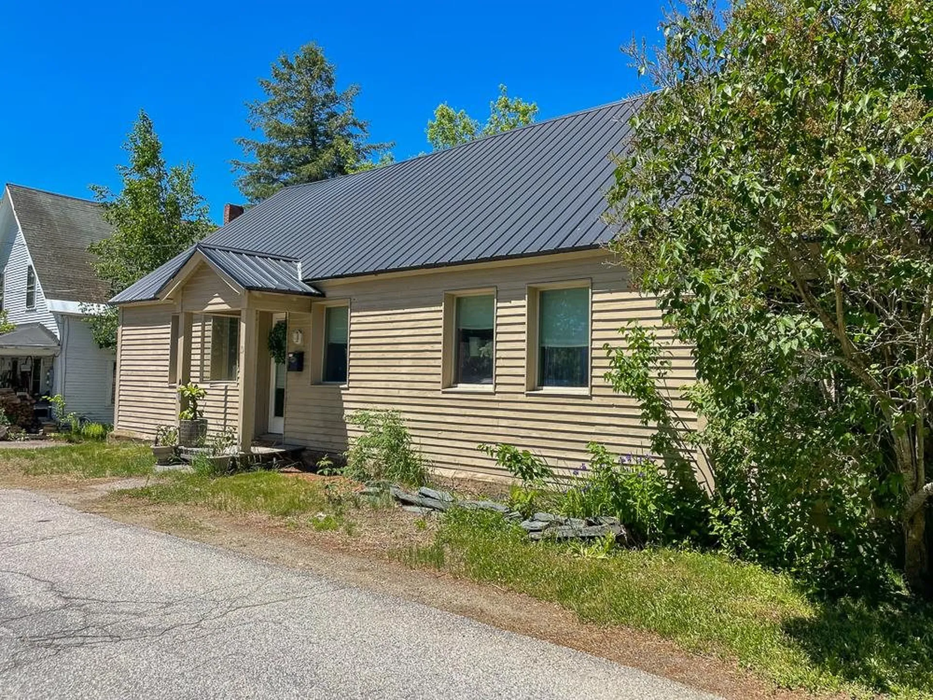 19 Cross Street Whitefield NH 03598