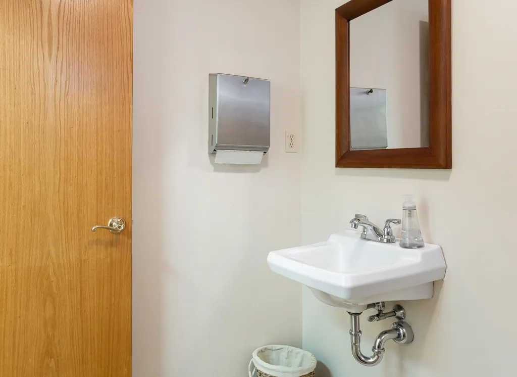 39 Simon Street Nashua NH 03060