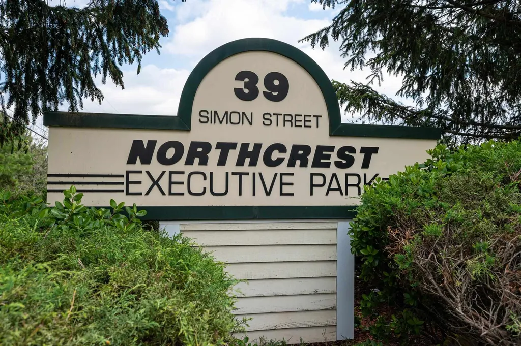 39 Simon Street Nashua NH 03060