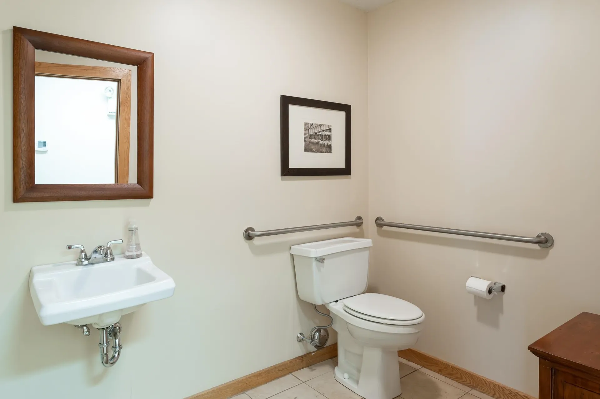 39 Simon Street Nashua NH 03060