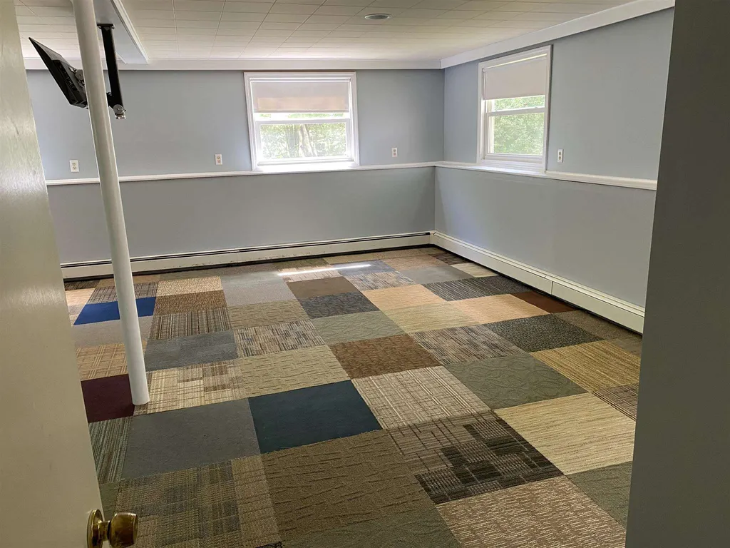 140 Hunter Lane Barrington NH 03825