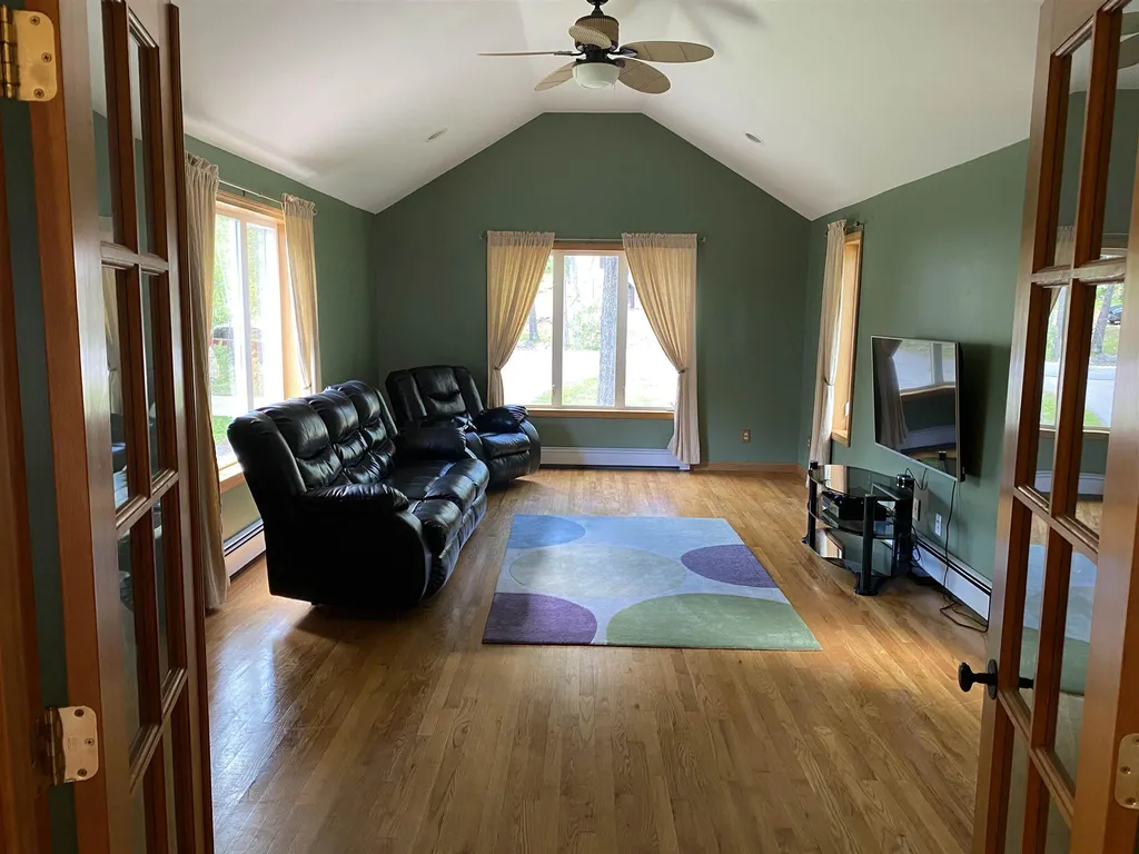 140 Hunter Lane Barrington NH 03825
