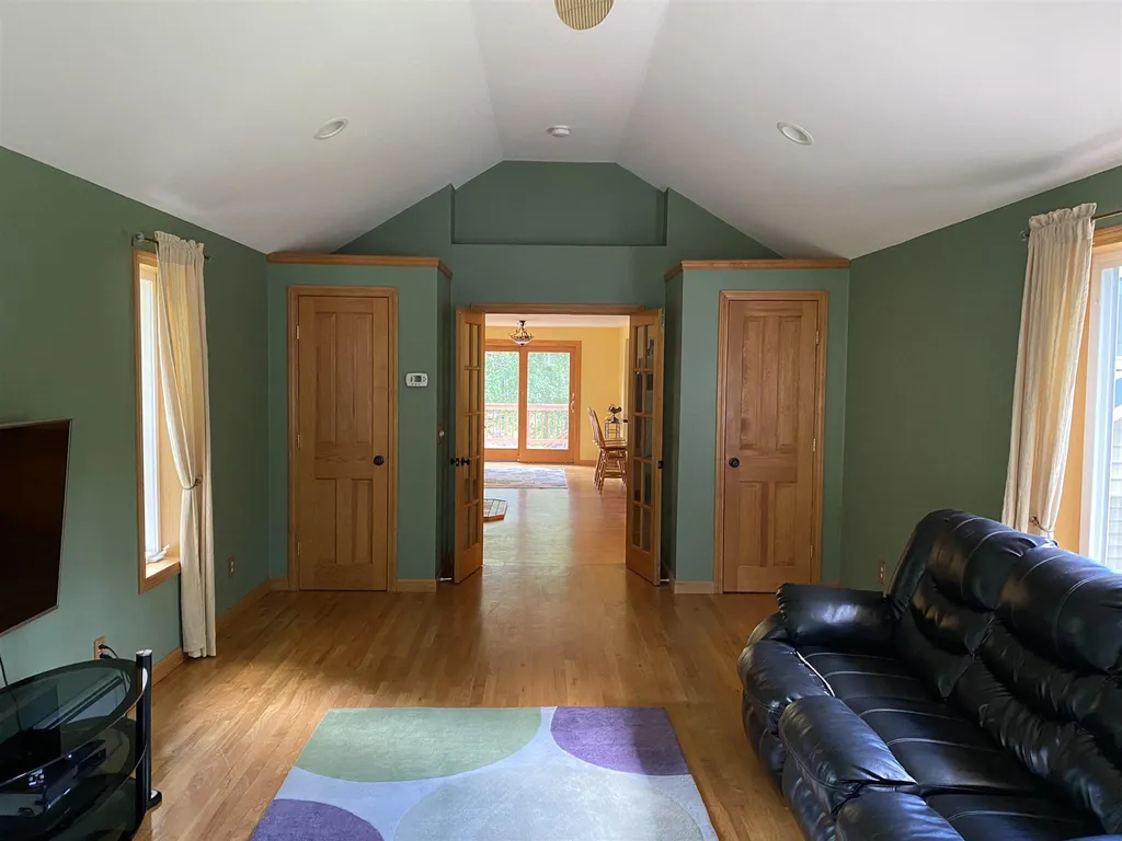 140 Hunter Lane Barrington NH 03825