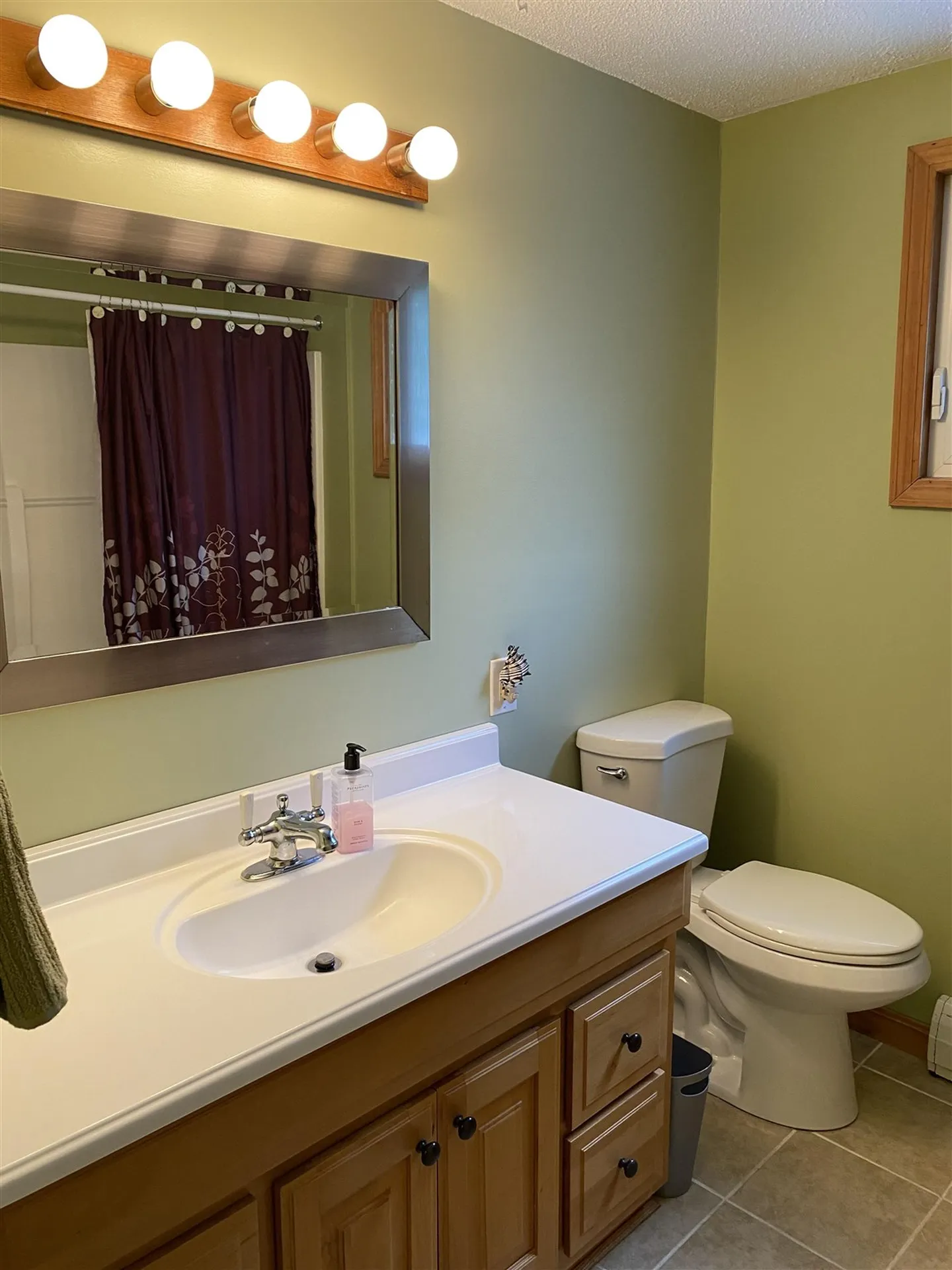 140 Hunter Lane Barrington NH 03825