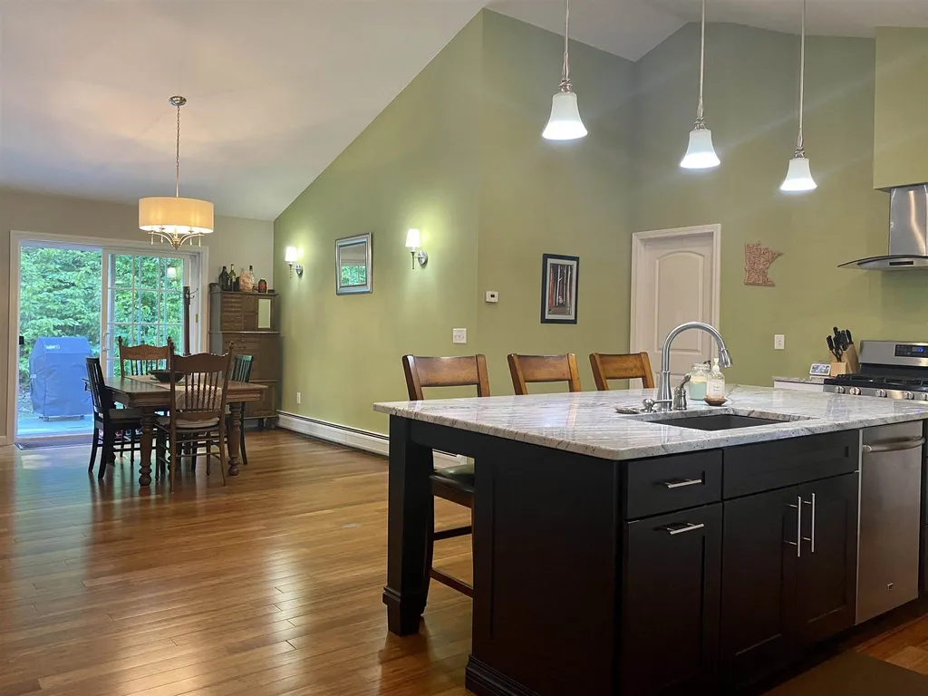 101 Rawson Ridge Grantham NH 03753
