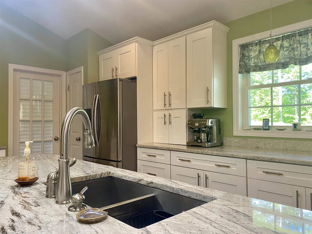 101 Rawson Ridge Grantham NH 03753