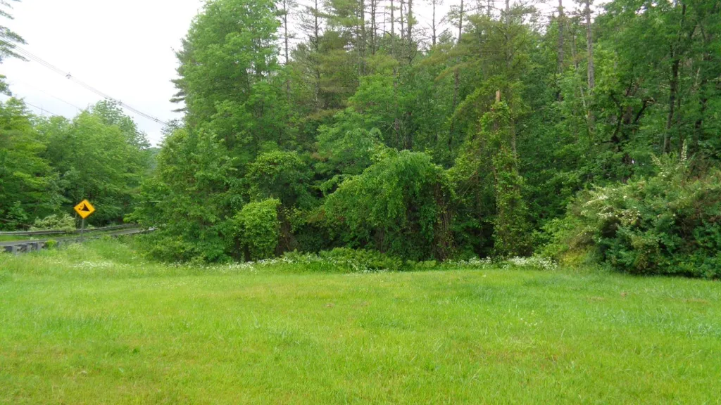 1363 Vt Route 132 Sharon VT 05065