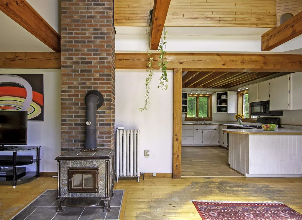 396 Atkins Road Lincoln VT 05443