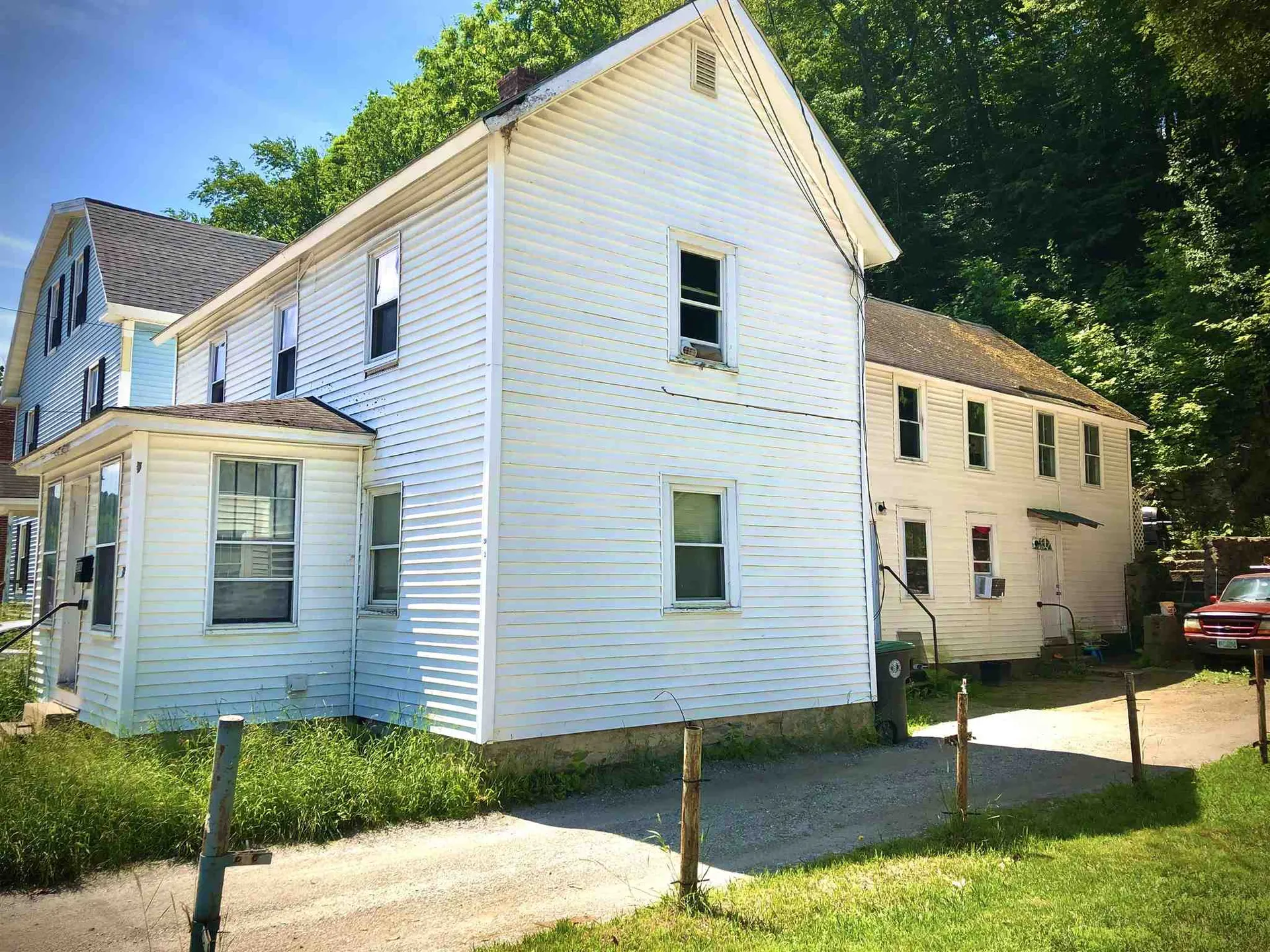 38 West Bow Street Franklin NH 03235