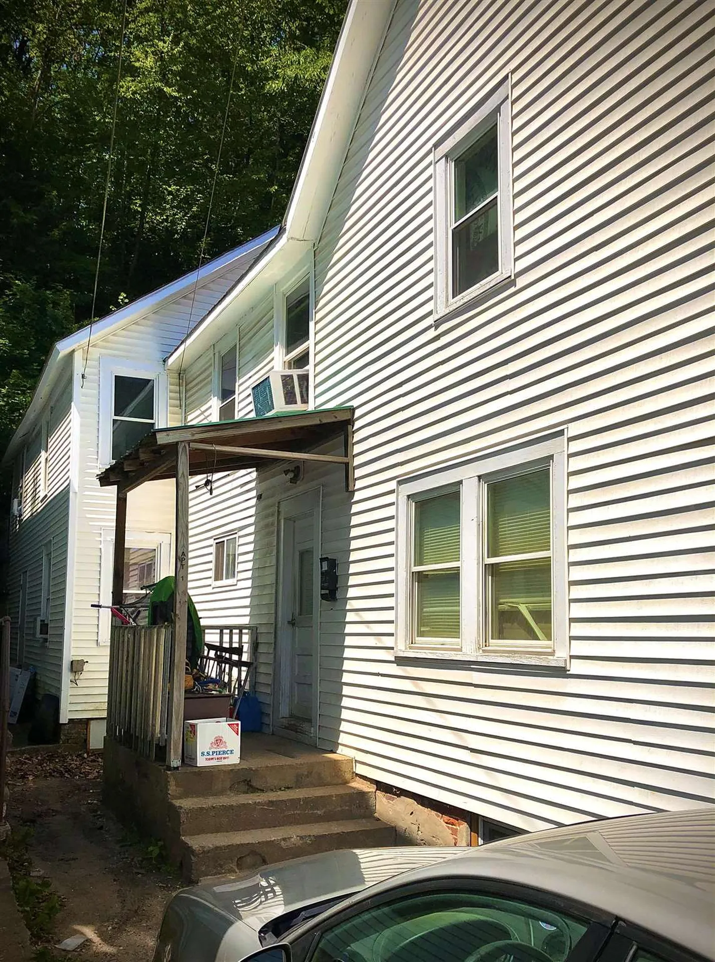 38 West Bow Street Franklin NH 03235