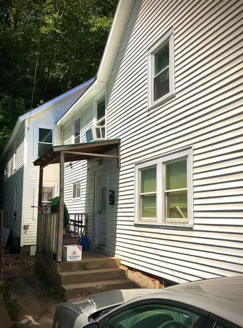 38 West Bow Street Franklin NH 03235