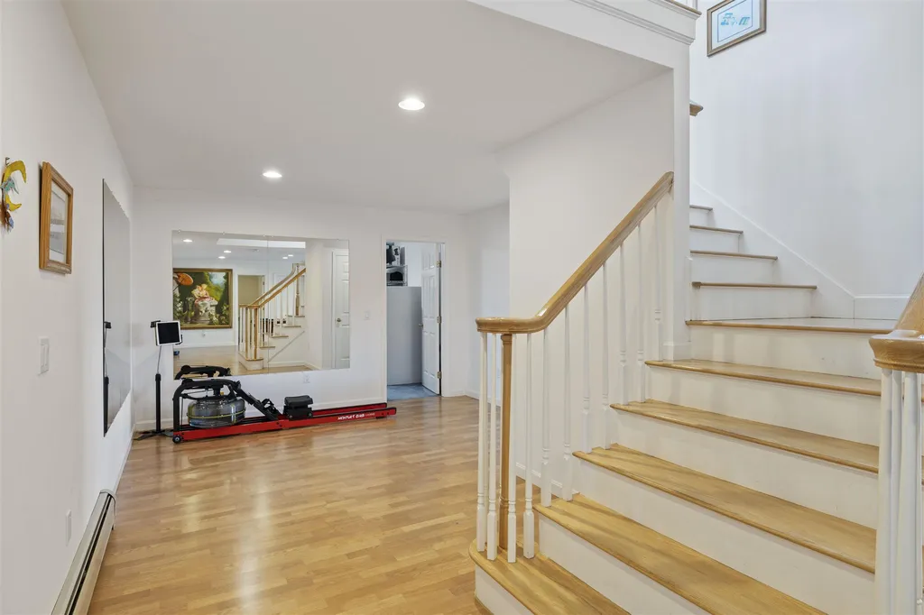 8 Heather Lane Hanover NH 03755