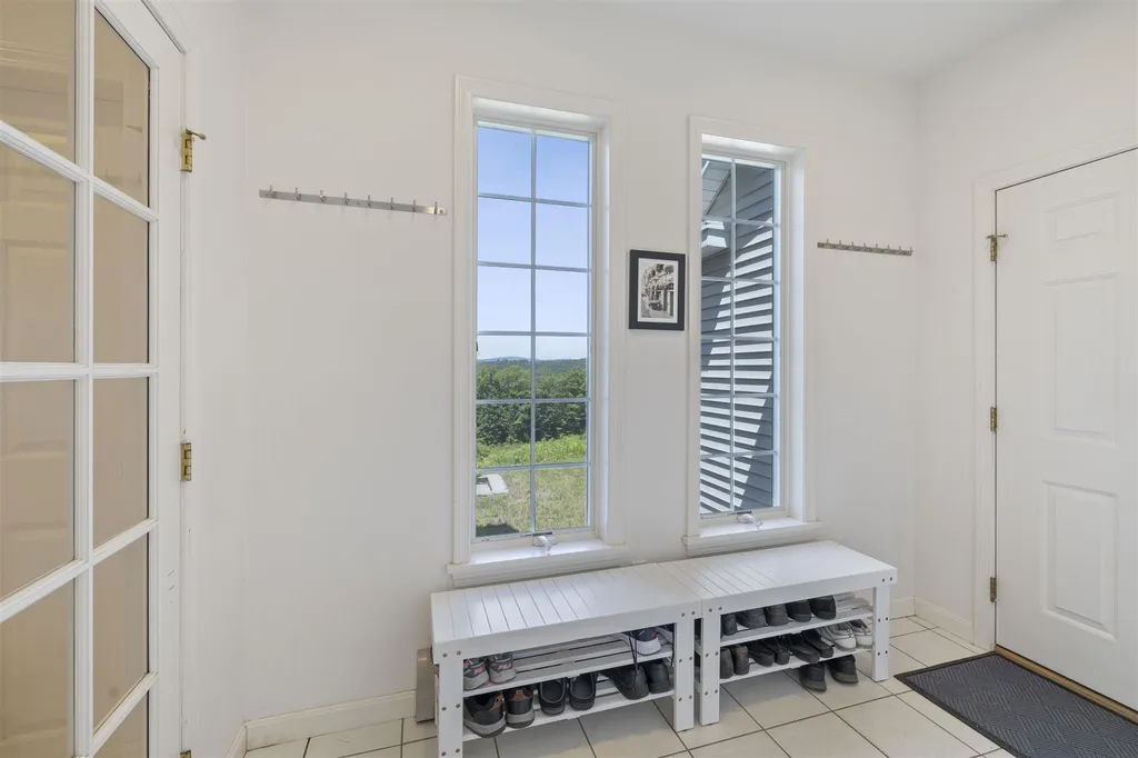 8 Heather Lane Hanover NH 03755