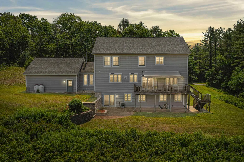 8 Heather Lane Hanover NH 03755