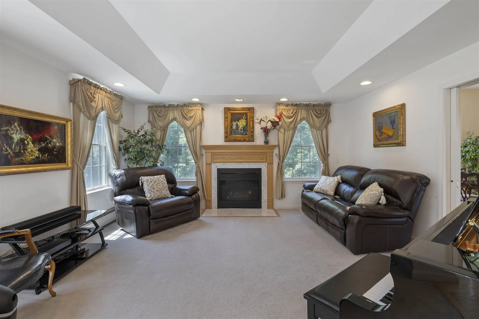 8 Heather Lane Hanover NH 03755