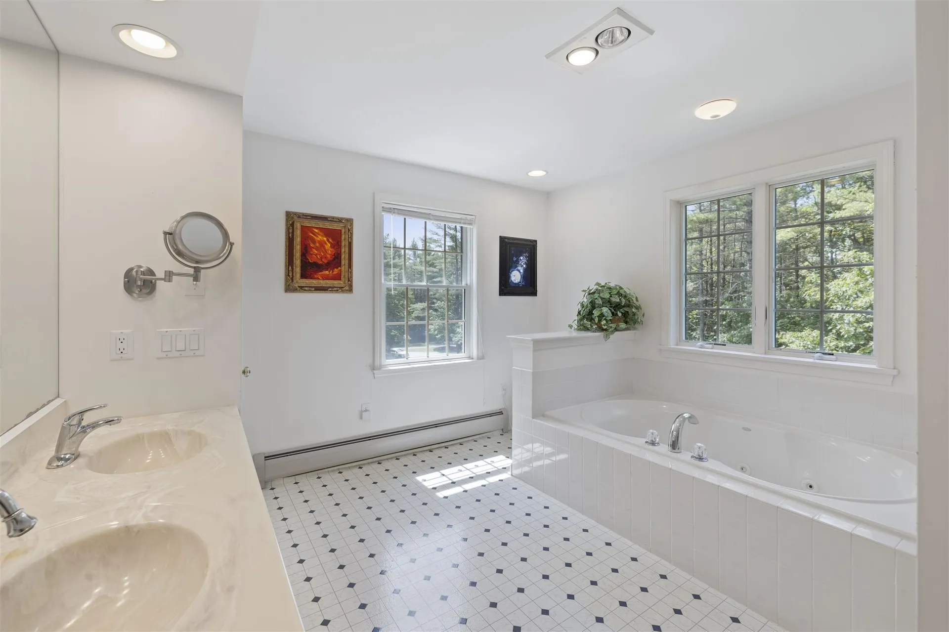 8 Heather Lane Hanover NH 03755