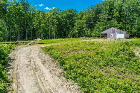 16 Redwater Road Croydon NH 03773