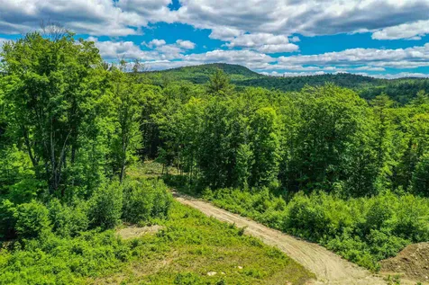 16 Redwater Road Croydon NH 03773
