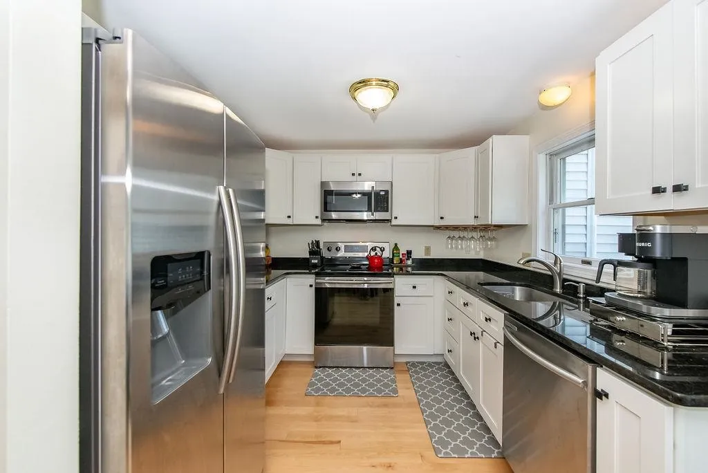 320 Portsmouth Avenue Greenland NH 03840