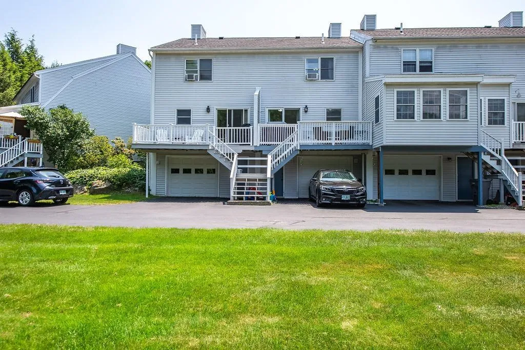 320 Portsmouth Avenue Greenland NH 03840