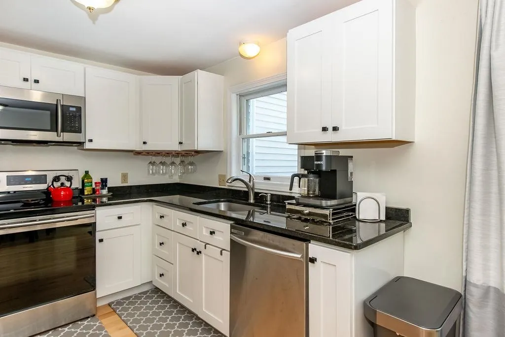 320 Portsmouth Avenue Greenland NH 03840