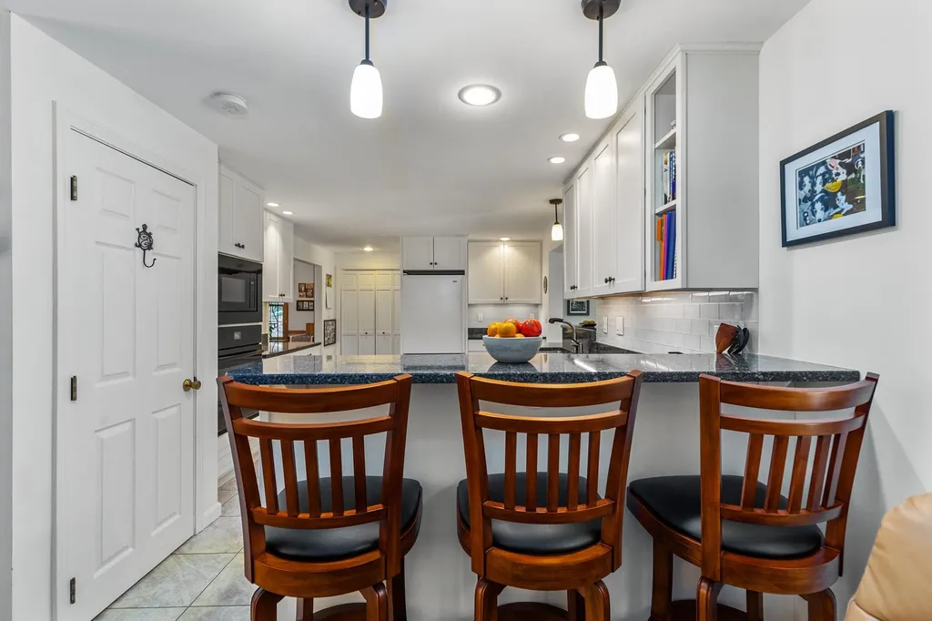 112 Watson Road Exeter NH 03833