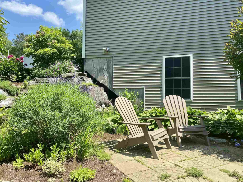 54 Bonner Road Plainfield NH 03770