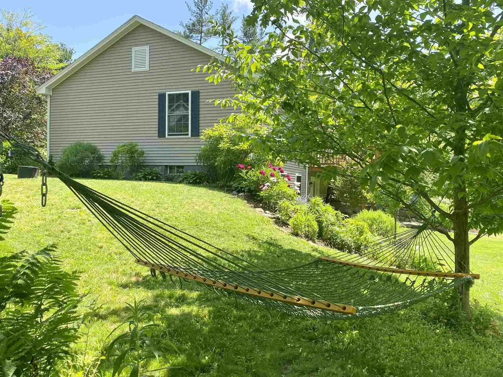54 Bonner Road Plainfield NH 03770
