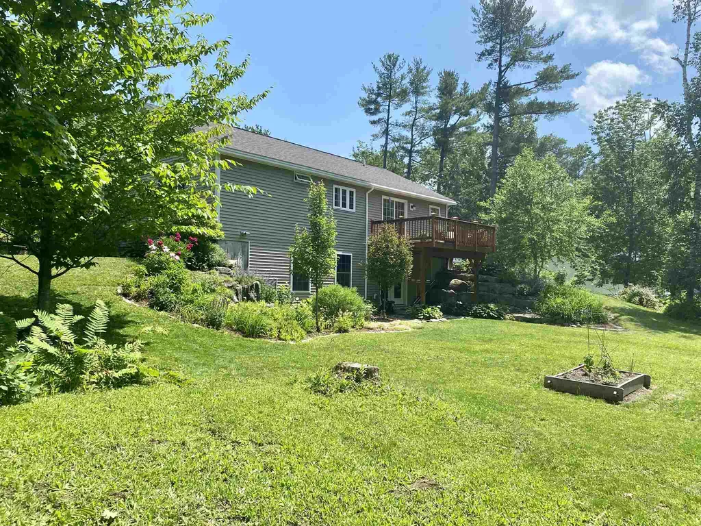54 Bonner Road Plainfield NH 03770