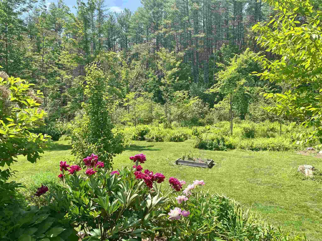 54 Bonner Road Plainfield NH 03770