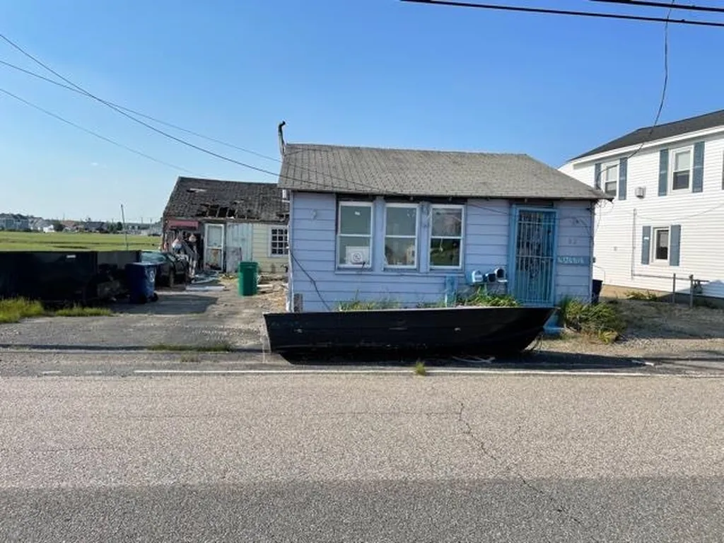 82 Island Path Hampton NH 03842