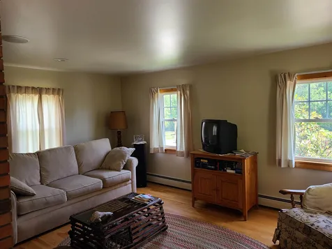 394 Elm Street Keene NH 03431