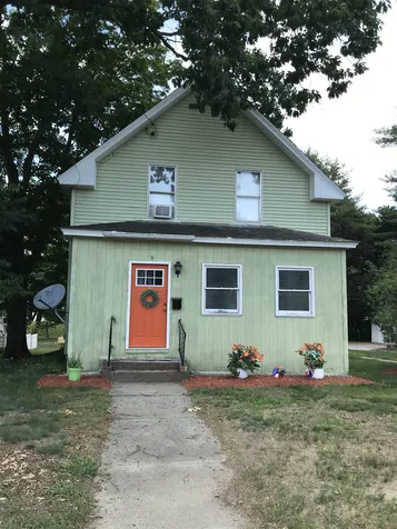 11 Park Avenue Claremont NH 03743