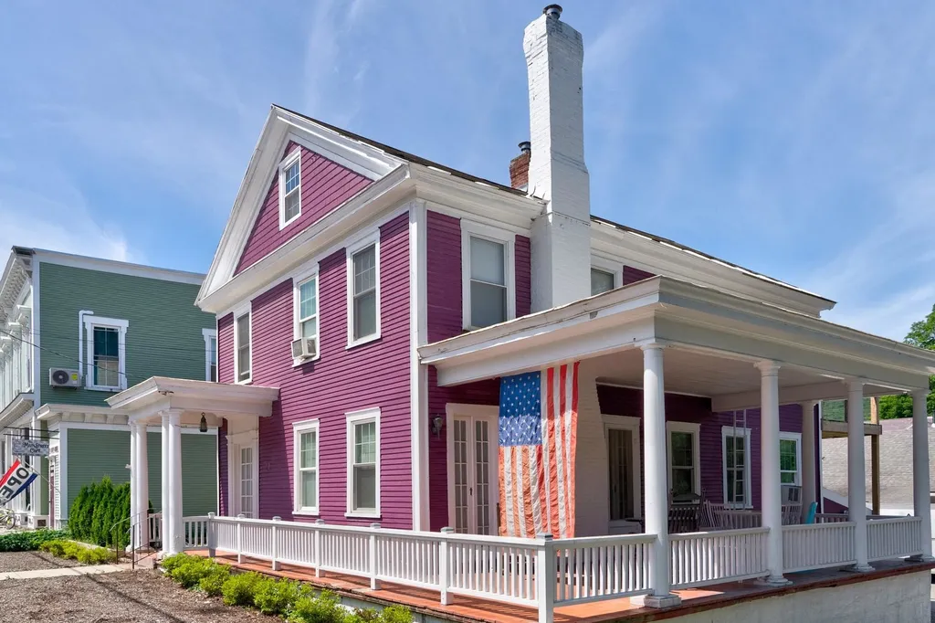 27 North Main Street Wallingford VT 05773